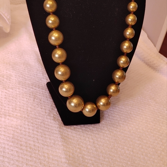 Fashion Goldtone Necklace - Picture 5 of 5